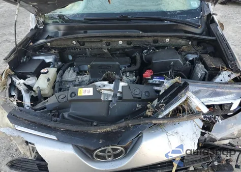 2018 Toyota Rav4 Le из США, поврежденный, VIN JTMBFREV3JJ200558